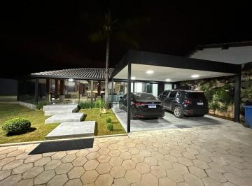 Casa de 4 quartos, Águas Claras · Casa com 4 quartos em Arniqueiras, 1230 m² de terreno à venda