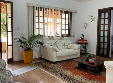 Casa · 480m² · 3 Quartos · 4 Vagas · Oportunidade - Casa - Bosque dos Eucaliptos - 3 Dormitórios - 250m²
