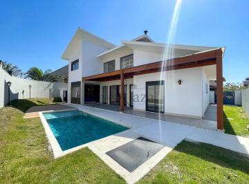 Casa · 337m² · 4 Quartos · 2 Vagas · Oportunidade - Casa em Condomínio - Urbanova - Condomínio Monte Carlo - 4 Dormitórios - 337m².