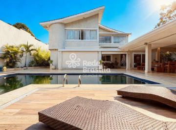 Casa · 700m² · 5 Quartos · 4 Vagas · SHIN QI 11, Casa à Venda no Lago Norte Brasília: 5 Quartos, 700m² e Edícula Exclusiva