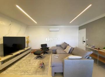 Apartamento · 109m² · 3 Quartos · 2 Vagas · Apartamento com 3 quarto sendo 1 suíte disponível no bairro Santa Mônica em Uberlândia-MG