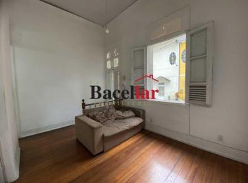 Casa · 35m² · 1 Quarto · 1 Vaga · Apartamento :  / Residencial / Maracanã
