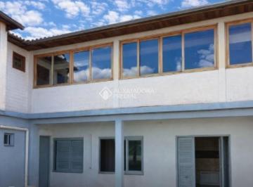 Casa · 80m² · 2 Quartos · Terreno com duas casas construídas, ideal para quem deseja morar e também obter renda com aluguel.