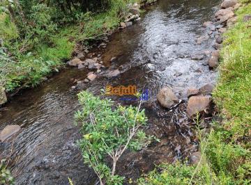 4nv2cmhirs6uju6osqtxcsg8qwesfx1jxuacnbzn802owi3mtm1mdnmztqw_md · Sitio com linda vista rio e araucárias Urubici - SC 2 hectares  com bom acesso