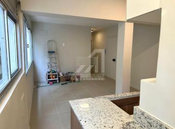 Apartamento de 1 quarto, Florianópolis · Apartamento Reformado com 1 Dormitório a 2 Quadras da Beira-Mar Norte
