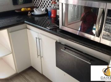 Casa · 318m² · 2 Quartos · 2 Vagas · Casa a Venda em São Roque Condominio Vila das Flores