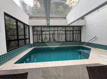 Apartamento de 2 quartos, São Paulo · Cobertura à Venda em Pinheiros.