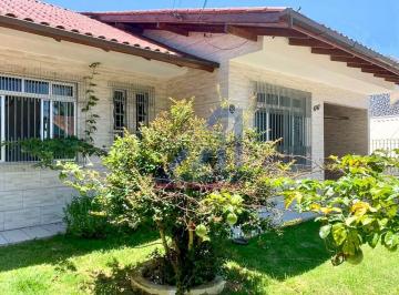 Casa de 4 quartos, Florianópolis · CASA 4 quartos no bairro CAPOEIRAS em FLORIANÓPOLIS/SC