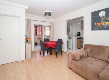 Apartamento de 2 quartos, Curitiba · Apto Com Sacada Fechada Em Vidro Com Churraqueira