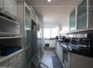 Apartamento · 85m² · 2 Quartos · 1 Vaga · Imperdível! Apartamento à venda em Santo Amaro, São Paulo-SP, 2 quartos, 2 banheiros, 1 vaga de gara