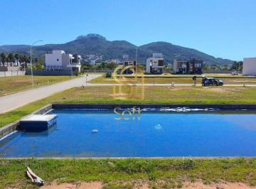 Terreno · 303m² · Terreno à venda - em Beira Rio