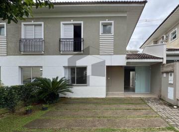 Casa · 83m² · 3 Quartos · 2 Vagas · Casa à Venda no Condomínio Vitória Park - Suzano | 3 Quartos (1 suíte) | 2 Vagas | Quintal nos fundo