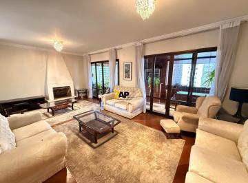 Apartamento · 273m² · 4 Quartos · 3 Vagas · Apartamento mobiliado para venda na Vila Andrade: 4 quartos, 3 suítes, 5 banheiros, 3 vagas de garag
