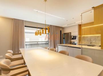 Casa · 225m² · 3 Quartos · 2 Vagas · Casa de 3 Suítes à Venda no Condomínio Holland Park | Ahú Curitiba