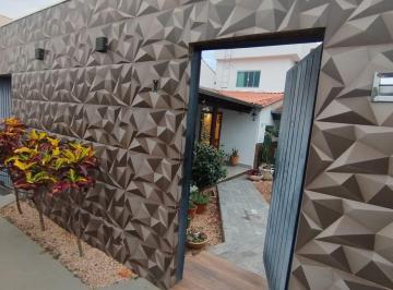 Casa · 240m² · 4 Quartos · 4 Vagas · Casa Sobrado 4 Quartos para Venda no Jardim Ana Paula - Anápolis