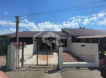 Casa · 105m² · 2 Quartos · 2 Vagas · Geminado 02 dormitórios, sendo 1 suíte