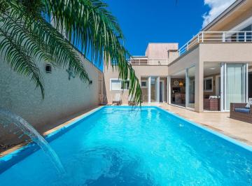 Casa · 300m² · 4 Quartos · 4 Vagas · Sua casa na praia com 300 m², 4 quartos sendo 2 su