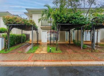 Casa · 148m² · 3 Quartos · 2 Vagas · RE/MAX Vende Casa no Residencial Villaggio Shangrilá, com 3 suítes, por R$ 1.200.000,00.