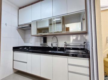 f4d1c207-a22d-428d-9641-f88883207af4 · Casa no condomínio Reserva Da Cantareira para venda com 2 quartos, sendo 1 suíte, 52m²