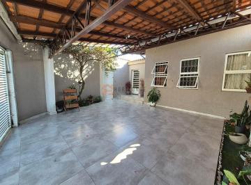 Casa · 210m² · 3 Quartos · 4 Vagas · Casa térrea à venda na Vila Lavínia - Mogi das Cruzes/SP