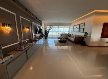 202509221456055402.jpg · Vendo apartamento, 212m², 4/4, varanda, 3 vagas. Jaguaribe.