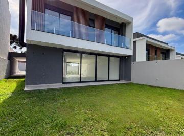 Casa de 3 quartos, Curitiba · Vendo Casa com 253 m² e 3 quartos à venda em Santa Felicidade