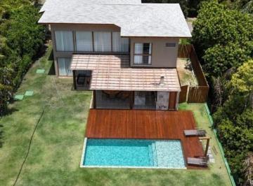 202510052057237548.jpg · Vendo casa, 4/4, 400m², piscina, vagas. Praia do Forte.
