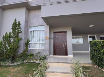 Casa · 314m² · 3 Quartos · 2 Vagas · Casa à venda em Vila Romana, Sorriso (MT) – 3 suítes, piscina e espaço gourmet