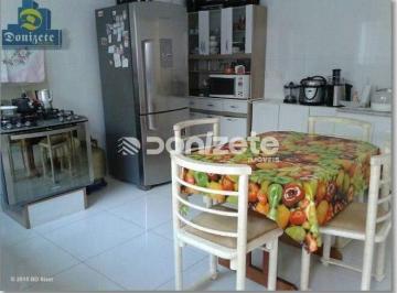 Casa · 210m² · 3 Quartos · 3 Vagas · Sobrado à venda em Vila Alice, Santo André – 3 suítes, 3 vagas, 210 m²