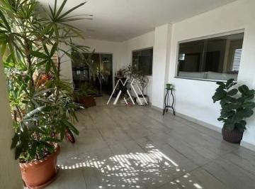Casa á venda com 04 quartos, sendo 02 suítes, próximo ao centro de Igarapé MG! · Casa á venda com 04 quartos, sendo 02 suítes, próximo ao centro de Igarapé MG!