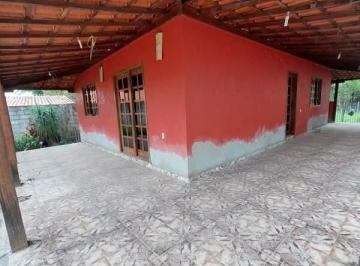 Casa · 820m² · 2 Quartos · 2 Vagas · Vendo casa em Rio Manso com 820m² de lote e em ótima localização!