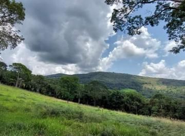 Terreno · 60000m² · Vendo terreno de 6 hectares em Rio Manso rico em água!