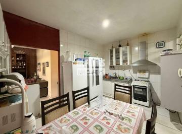 Casa · 200m² · 3 Quartos · 2 Vagas · Casa à venda 3 quartos no Bairro ANTONIO CAMBRAIA
