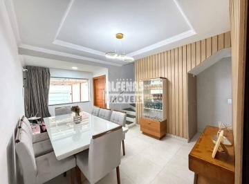 Casa · 199m² · 4 Quartos · 2 Vagas · LINDA CASA A VENDA NO BAIRRO EUROPA