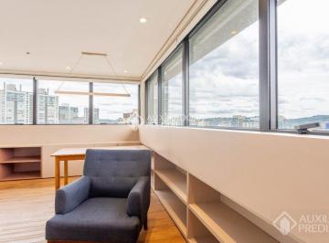 Comercial · 35m² · 1 Vaga · Sala comercial em andar alto, com duas vagas