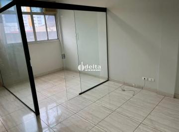Comercial · 40m² · Sala disponível para venda no bairro Centro em Uberlândia-MG