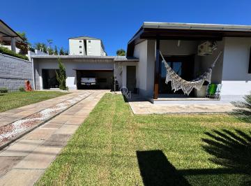 Casa · 140m² · 3 Quartos · 2 Vagas · Casa no bairro São Luiz
