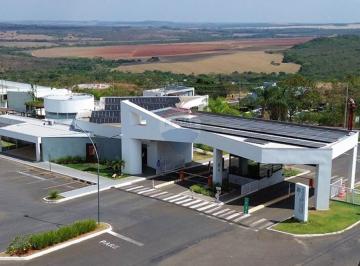 Terreno · 2025m² · Terreno Exclusivo de 2.770 m2 | Frente Imponente de 60m | Vista Privilegiada | Aceita Financiamento 