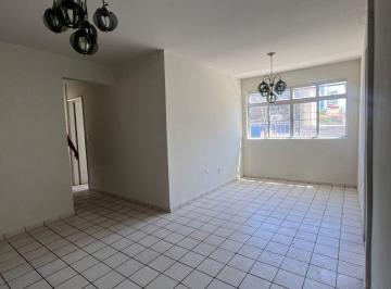 Apartamento · 96m² · 3 Quartos · Amplo Apartamento de 3 Qts a poucos metros do mar – Localização Premium