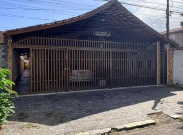 Casa · 46m² · 1 Quarto · 1 Vaga · Excelente casa de condomínio com 1 dormitório e apenas 200 metros da praia do Jardim Real!