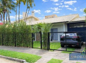 5fd768ebb383375a1b2dfc64761f06bc8427d9b8 · Casa mobiliada à venda por R$ 3.900.000 - Jurerê Internacional - Florianópolis/SC