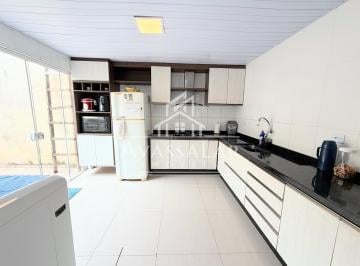 Casa · 2 Quartos · 2 Vagas · Casa com 2 dormitórios no bairro Santa Terezinha | Fazenda Rio Grande PR