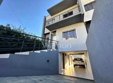 Casa · 180m² · 3 Quartos · 3 Vagas · Sobrado à venda no Pilarzinho em Curitiba, 3 quartos, próximo ao Parque Tingui