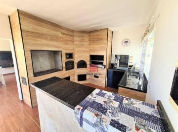 85c0191ab503480c4bb285d21c3dfab8d8f354ab · Casa com 4 dormitórios, sendo uma Suíte com Closet e Banheira, no Residencial Vista Verde, em Pirang
