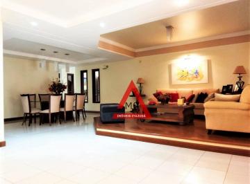 a8dbf25b3eda8f734b634e4626e46e83bf402f3b · Casa de alto padrão com 4 quartos, sendo três suítes no bairro Morro Chic em Itajubá/MG