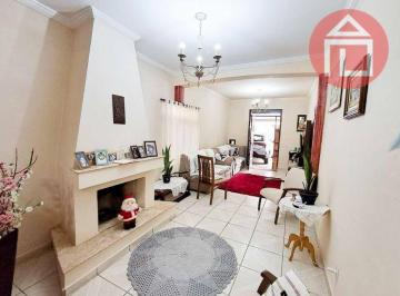 5a6ff5c65e98753d8e4b3c47511beab4c97dbc5a · Casa com 4 dormitórios à venda, 213 m² por R$ 850.000,00 - Vila Aparecida - Bragança Paulista/SP