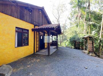 Rural · 70m² · 1 Quarto · 4 Vagas · Sítio com amplo terreno no bairro Vila Itoupava!