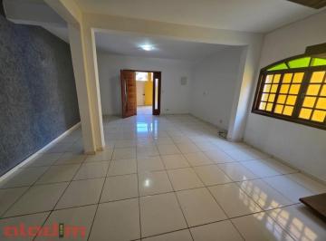 Casa · 180m² · 3 Quartos · 2 Vagas · CASA PARA LOCAÇÃO E VENDA NO JARDIM VILA ROSCHEL EM PARELHEIROS