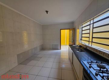 Casa · 180m² · 3 Quartos · 2 Vagas · CASA PARA LOCAÇÃO E VENDA NO JARDIM VILA ROSCHEL EM PARELHEIROS