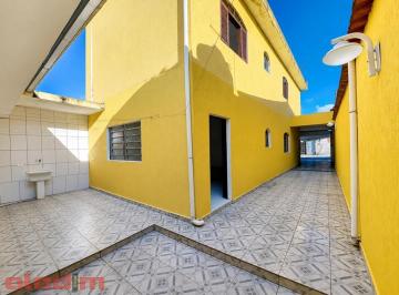 Casa · 180m² · 3 Quartos · 2 Vagas · CASA PARA LOCAÇÃO E VENDA NO JARDIM VILA ROSCHEL EM PARELHEIROS